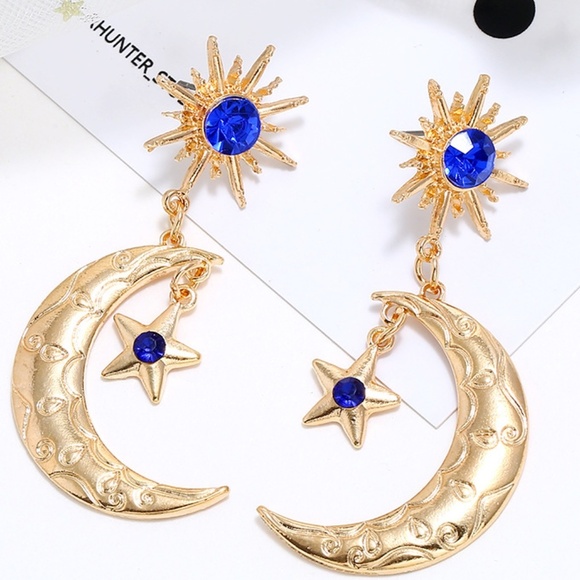 **MOMOKO* Sun x Moon Blue Gem Style Dangle Earrings - Picture 2 of 4